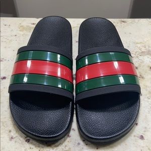 Authentic Gucci Unisex Red/Green Stripe Slides